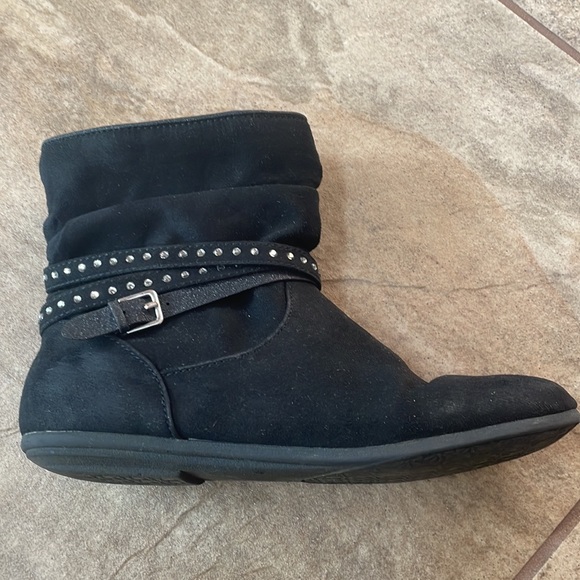 + SO + Rylee Slouch - Picture 3 of 10